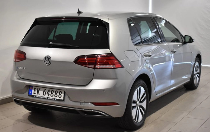 Volkswagen Golf cena 56000 przebieg: 93000, rok produkcji 2018 z Ostrołęka małe 211